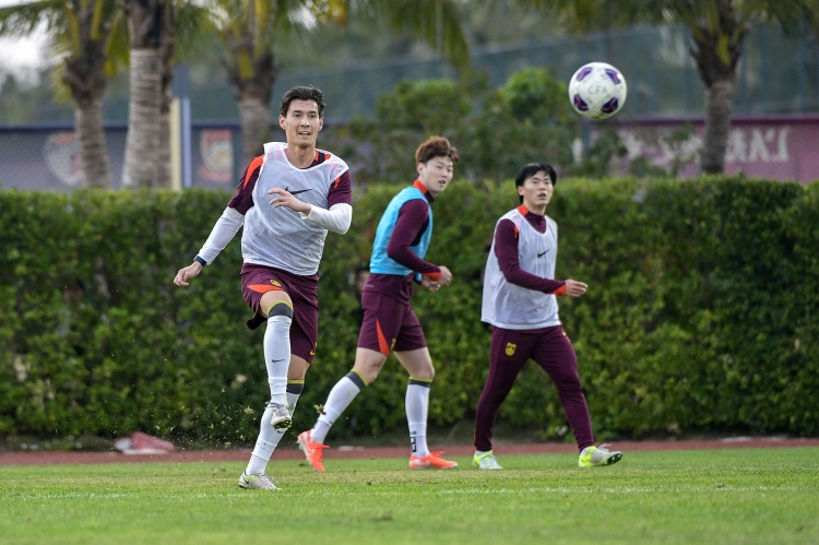 可正式代表国足！FIFA官网显示，侯永永的会籍已转换至中国足协